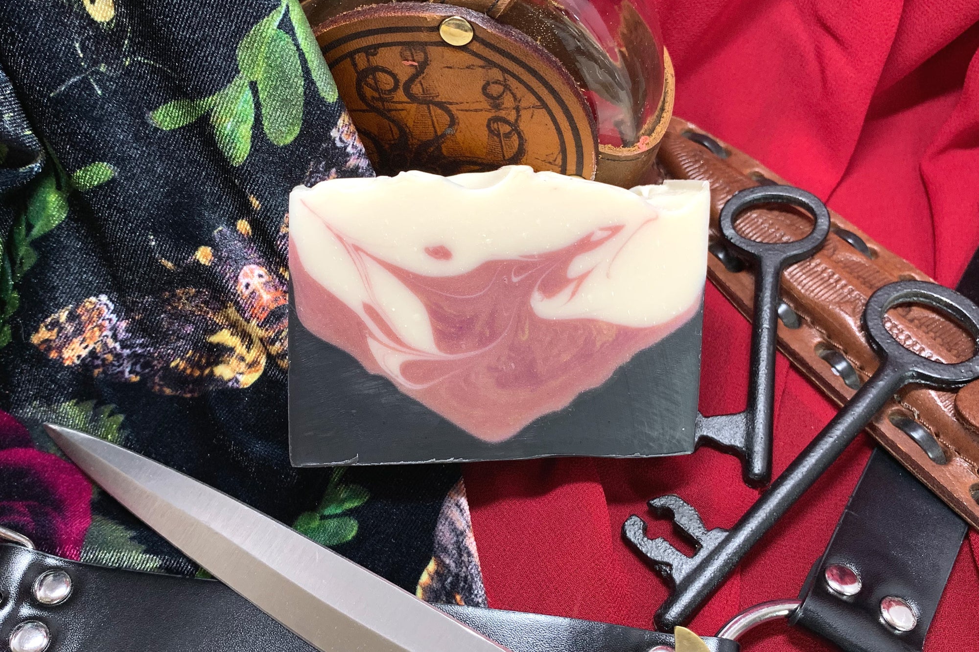 THE PALE ELF (astarion)